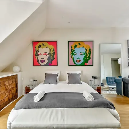Nest In Saint-michel Apartment Paris